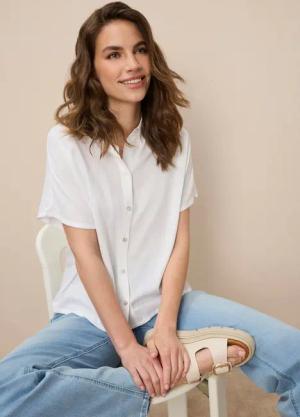 Tamaris Kurzarmbluse mit lässigem Schnitt und klassischem Kragen