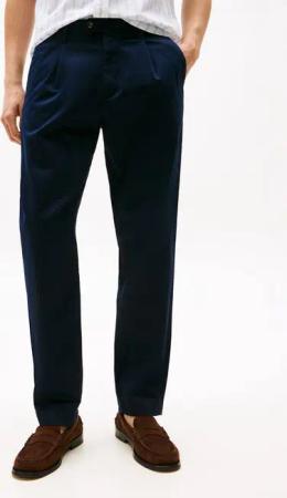 Tommy Hilfiger Chinohose HARLEM CHINO SATIN Relaxed fit, Bundfalten