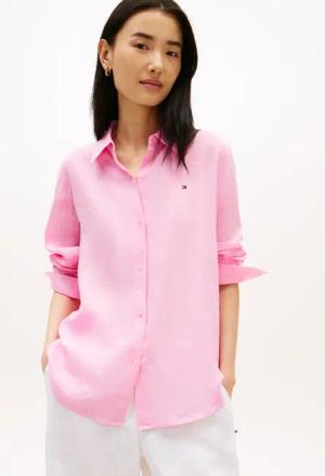 Tommy Hilfiger Hemdbluse "ESS LINEN RELAXED SHIRT" mit Logostickerei,kühlendes Premium Leinen