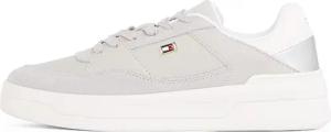 Tommy Hilfiger Plateausneaker "ESSENT BASKET SNEAKER METALLIC", Freizeitschuh, Halbschuh, Schnürschuh mit seitlicher Logoflagge