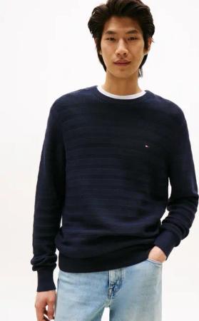 Tommy Hilfiger Rundhalspullover "STRIPE STRUCTURE" regular fit, leicht überschnittene Schultern