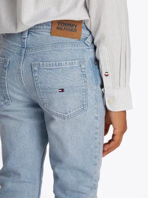 Tommy Hilfiger Slim-fit-Jeans "SCANTON Y SLIM FIT BLEACH JEANS" in hellblauer Waschung, mit Logo-Badge