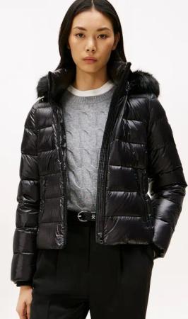 Tommy Hilfiger Steppjacke GLOSS HW DOWN SLIM JACKET W FUR in leicht glänzender Optik, mit Fellimitat