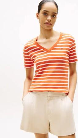 Tommy Hilfiger T-Shirt SLIM CODY V-NK SS mit V-Ausschnitt und Streifen Baumwolle, slim fit