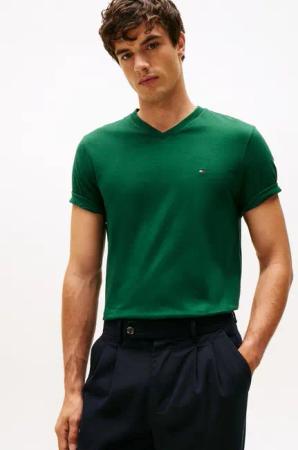 Tommy Hilfiger V-Shirt ESSENTIAL V-NECK TEE mit V-Ausschnitt und Markenlabel unifarben, casual, regular fit, Baumwolle, V-Ausschnitt