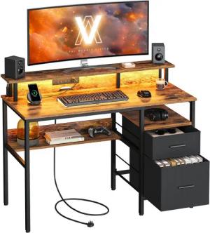 VASAGLE Schreibtisch Computertisch, mit LED-Beleuchtung, eingebaute Steckdosen, 2 USB-Anschlüsse