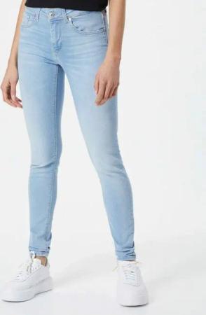 Vero Moda 7/8-Jeans Lux (1-tlg) Patches