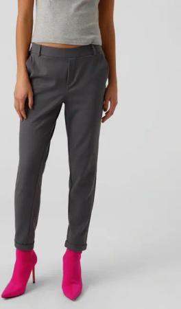 Vero Moda Anzughose "VMMAYA MR LOOSE SOLID PANT NOOS" knöchelfreie Form mit Saumaufschlag
