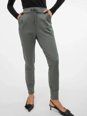 Vero Moda Jogger Pants "VMEVA MR LOOSE STRING PANT GA NOOS" hinten mit elastischem Bündchen