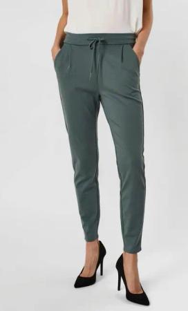 Vero Moda Jogger Pants VMEVA MR LOOSE STRING PANT GA NOOS hinten mit elastischem Bündchen