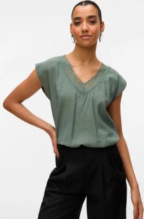 Vero Moda Spitzentop VMSAFA SL V-NECK LACE TOP WVN GA NOOS