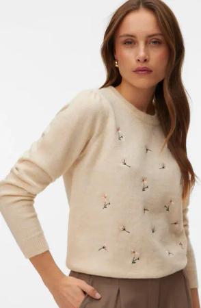 Vero Moda Wollpullover "VMFIORELLA EMB LS O-NECK SHORT PULL BOO" mit Blumenstickerei