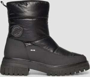 Warm gefütterte Boots mit Metallic-Effekt