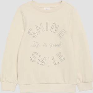 Wärmendes Sweatshirt mit Schmucksteinen