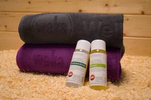 weka Aufgusskonzentrat Geschenkset mit 2 Handtüchern