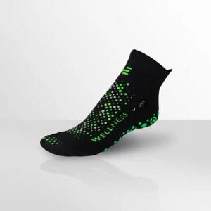 Wellness Socke Schwarz/Grün. Ideal für alle Aktivitäten im Fitnessstudio