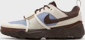 X TRAVIS SCOTT ZOOM FIELD JAXX